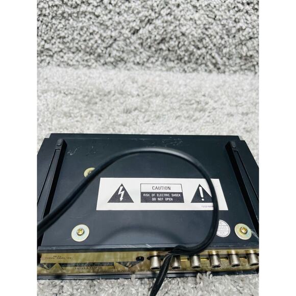 Realistic SA 10 Solid State Stereo Amplifier Brown Black Model 31 1982B 12W - Picture 9 of 15